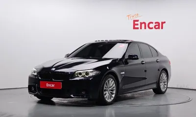 BMW 5-Series · 2016 год