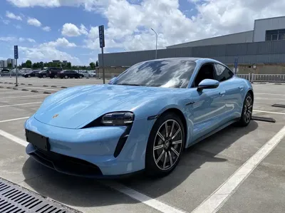 Porsche Taycan · 2022 год