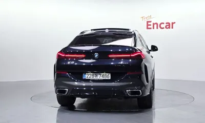 BMW X6 2025, 10557 км, за 115400000 KRW