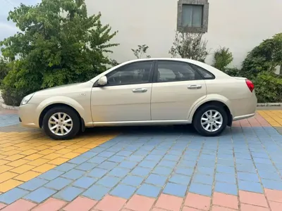 Buick Excelle 2013, 60000 км, за 15600 CNY