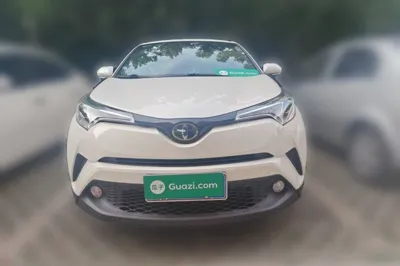 Toyota C-HR 2018, 36000 км, за 60168.65 CNY