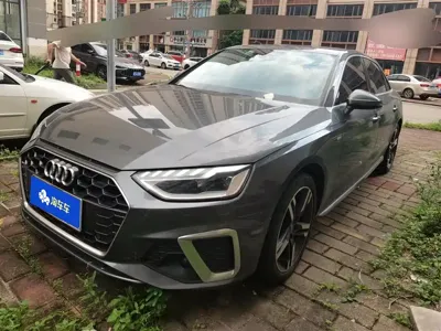 Audi A4L · 2021 год