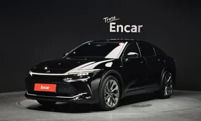 Toyota Crown · 2026 год