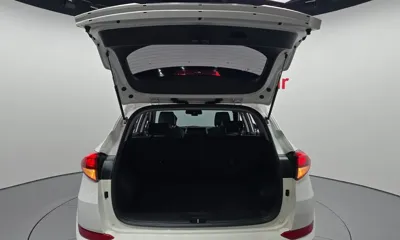 Hyundai Tucson 2016, 80245 км, за 14000000 KRW - фото 20