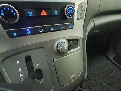 Hyundai Starex 2017, 106000 км, за 19500000 KRW - фото 13