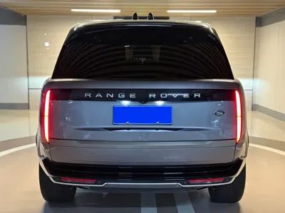 Land Rover Range Rover 2023, 65000 км, за 1119800 CNY