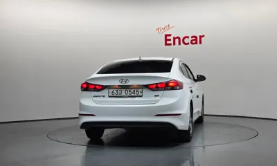 Hyundai Avante 2016, 109796 км, за 7400000 KRW