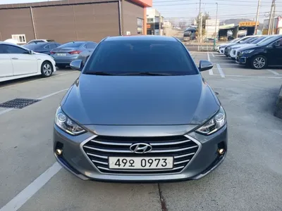 Hyundai Avante · 2016 год