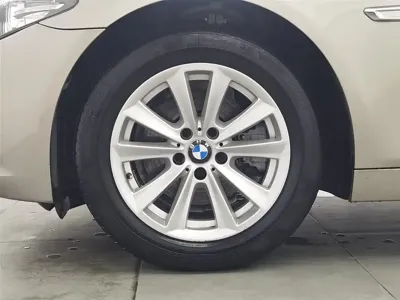 BMW 5 Series 2016, 124100 км, за 56800 CNY - фото 17