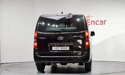 Hyundai Starex 2018, 102013 км, за 17990000 KRW