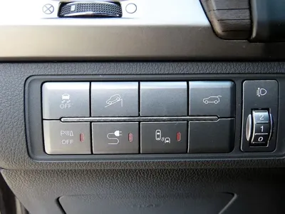 KG_Mobility_Ssangyong Rexton 2019, 178194 км, за 11800000 KRW - фото 12