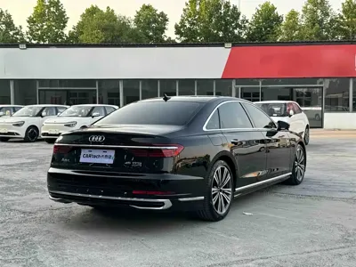 Audi A8 2025, 13000 км, за 489000 CNY - фото 5