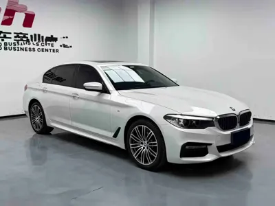 BMW 5 Series 2018, 67000 км, за 119900 CNY - фото 3