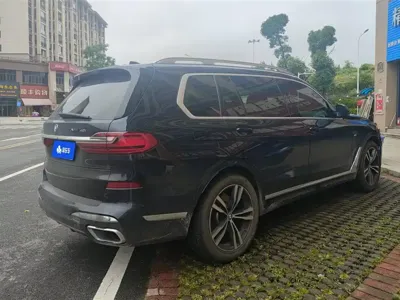 BMW X7 2022, 77500 км, за 476800 CNY