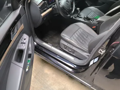 Volkswagen Passat 2019, 132100 км, за 73810.04 CNY - фото 17
