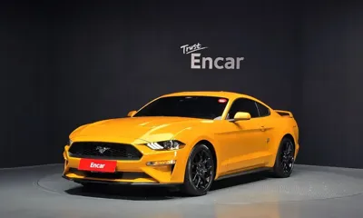 Ford Mustang · 2022 год