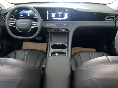 Roewe D7 2024, 300 км, за 74300 CNY - фото 2