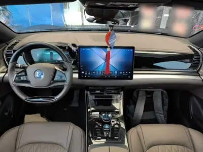 BYD Han 2024, 97800 км, за 109400 CNY - фото 6