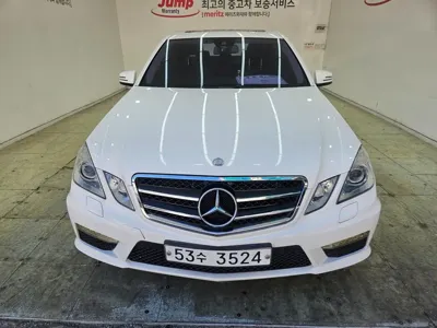 Mercedes-Benz E-Class · 2013 год