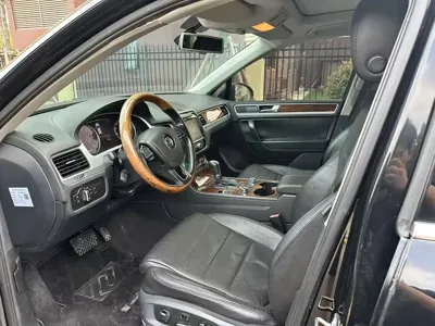 Volkswagen Touareg 2012, 170000 км, за 35800 CNY - фото 8