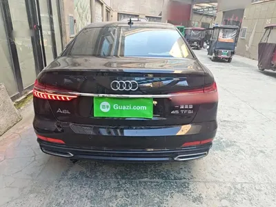 Audi A6L 2021, 137900 км, за 163900 CNY