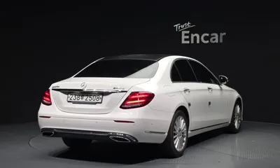 Mercedes-Benz E-Class 2017, 194161 км, за 15700000 KRW