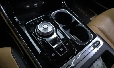 Kia Canival 2023, 28386 км, за 35000000 KRW - фото 9