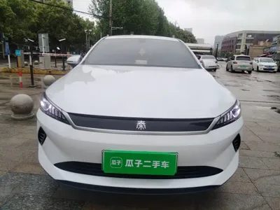 BYD Qin Plus 2025, 6200 км, за 86199 CNY