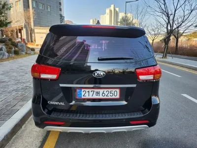 Kia Canival 2016, 224000 км, за 6500000 KRW - фото 4