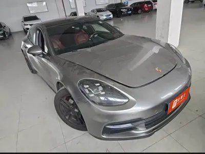 Porsche Panamera · 2019 год