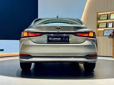 Lexus ES 2024, 25000 км, за 189000 CNY - фото 6