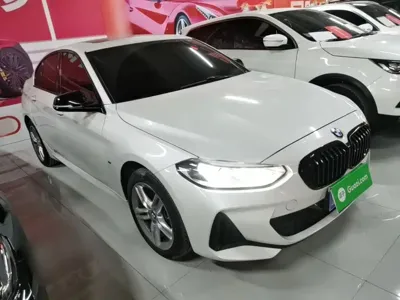 BMW 1 Series 2021, 55000 км, за 71700 CNY