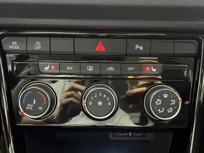 Volkswagen T-Roc 2022, 33000 км, за 118800 CNY - фото 13