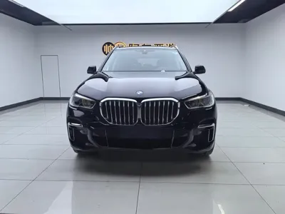 BMW X5 · 2023 год
