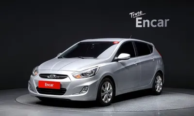 Hyundai Accent · 2011 год