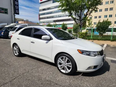 Kia Porte 2013, 120000 км, за 3000000 KRW