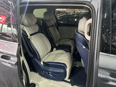 Roewe iMAX8 2021, 50000 км, за 73000 CNY - фото 12