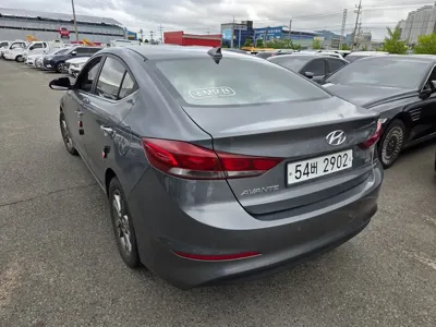 Hyundai Avante 2016, 84114 км, за 7990000 KRW - фото 4