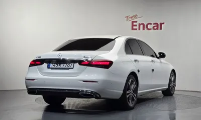Mercedes-Benz E-Class 2021, 81924 км, за 33500000 KRW - фото 2