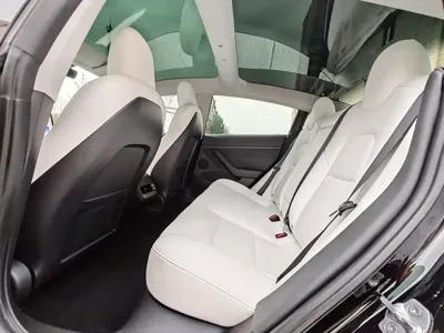 Tesla Model 3 2021, 58000 км, за 125800 CNY - фото 5