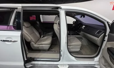 Kia Canival 2018, 132653 км, за 11900000 KRW - фото 19