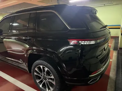 Jeep Cherokee 2023, 47000 км, за 0 KRW