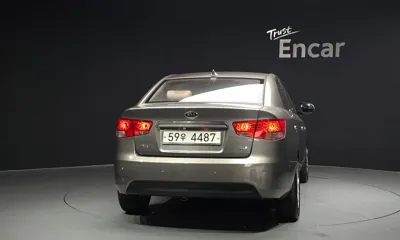 Kia Porte 2009, 97723 км, за 2390000 KRW - фото 4