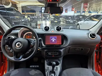 Smart Smart Forfour 2018, 10000 км, за 56000 CNY - фото 9