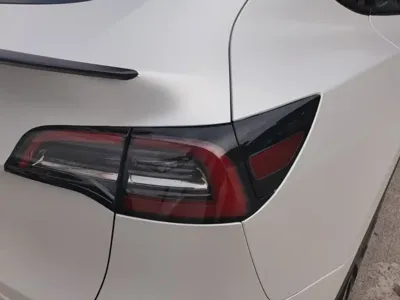 Tesla Model Y 2023, 35800 км, за 226400 CNY - фото 8