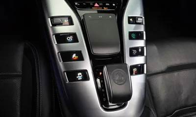 Mercedes-Benz AMG GT 2022, 73768 км, за 67800000 KRW - фото 9