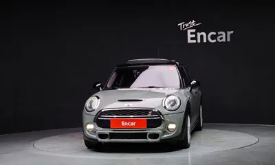 MINI Cooper 2015, 70322 км, за 8500000 KRW