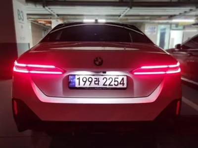 BMW 5-Series 2024, 57493 км, за 54000000 KRW