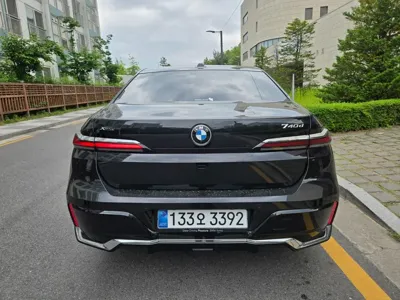 BMW 7-Series 2025, 4623 км, за 137000000 KRW