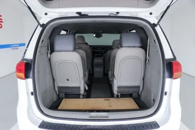 Kia Canival 2015, 147899 км, за 9500000 KRW - фото 19
